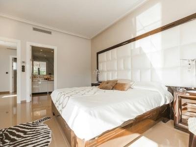 Riverside Retreat near Gomti Riverfront