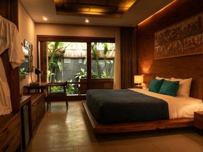 Riverfront Premium Suite at Supernova